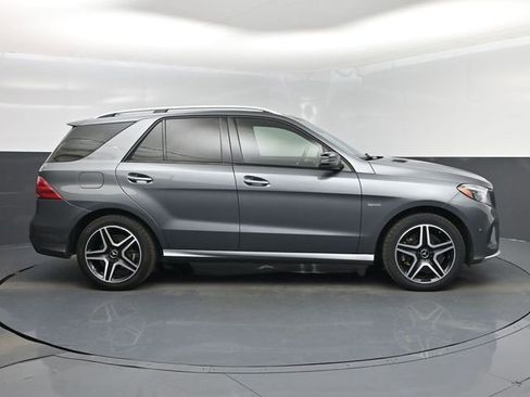 Used 2017 Mercedes-Benz GLE 43 AMG 4MATIC image 2