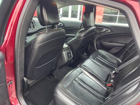 Used 2015 Chrysler 200 C w/ Navigation & Sound Group I image 16