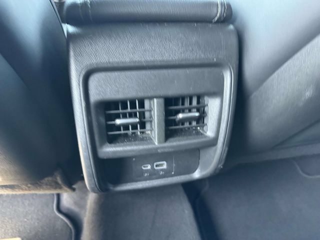 Used 2024 Cadillac XT4 Premium Luxury AWD/4WD image 18