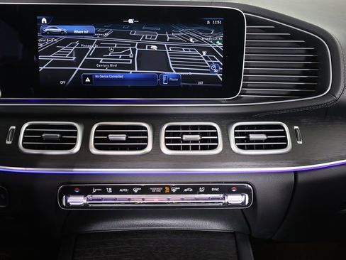 Used 2025 Mercedes-Benz GLE 450 4MATIC Coupe image 41