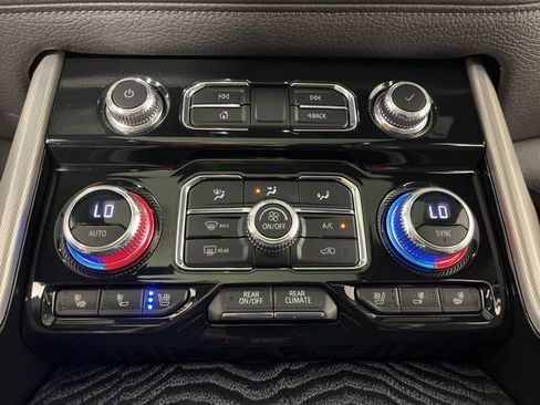 Used 2023 GMC Yukon Denali w/ Max Trailering Package AWD/4WD image 23