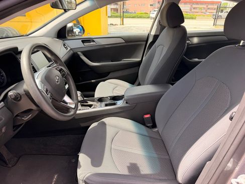 Used 2019 Hyundai Sonata SE FWD image 14