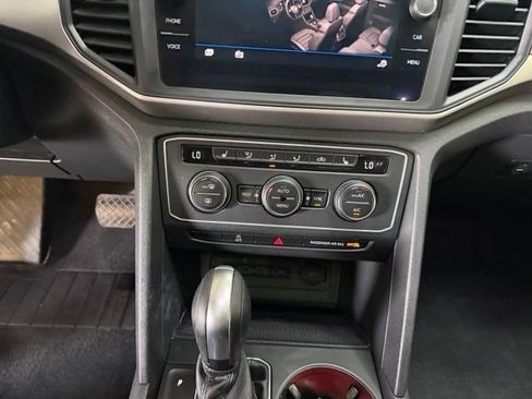 Used 2021 Volkswagen Atlas SE w/ Panoramic Sunroof Package AWD/4WD image 31