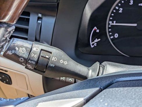 Used 2014 Lexus ES 350 w/ Premium Package FWD image 15