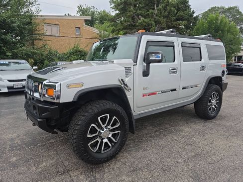 Used 2003 HUMMER H2 w/ Preferred Equipment Group AWD/4WD image 2