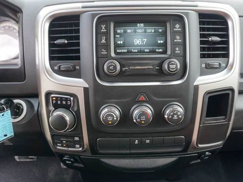 Used 2019 RAM 1500 Classic SLT AWD/4WD image 22