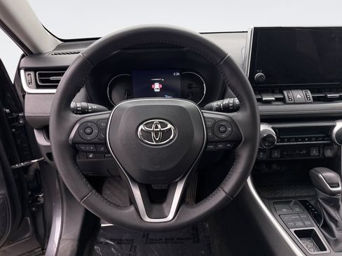 Used 2023 Toyota RAV4 XLE Premium AWD/4WD image 12
