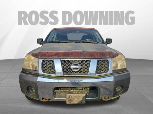 Used 2006 Nissan Titan SE AWD/4WD image 2