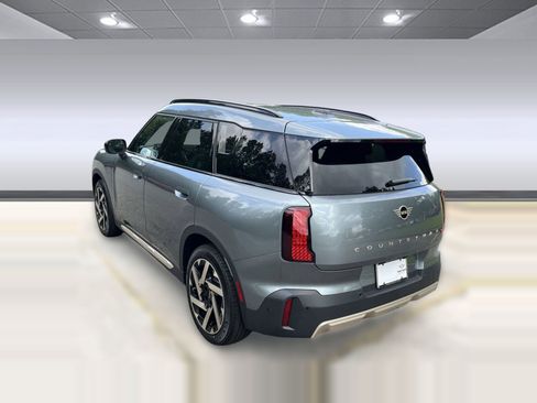 Used 2025 MINI Cooper Countryman S w/ Comfort Package Max image 3