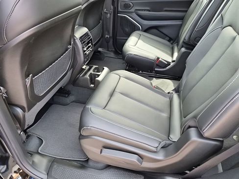 New 2026 Jeep Grand Cherokee L Limited RWD image 22