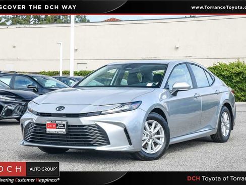 Used 2026 Toyota Camry LE FWD image 1