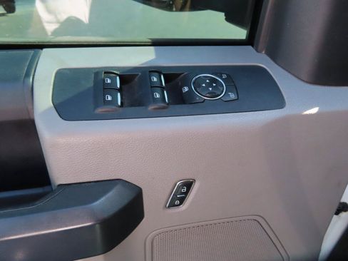 Used 2018 Ford F350 XL w/ Power Equipment Group AWD/4WD image 13