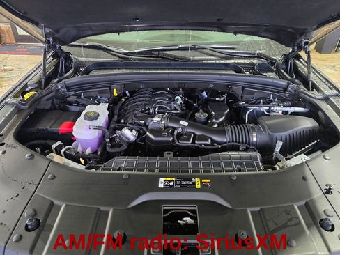 New 2025 Jeep Grand Cherokee L Laredo image 23