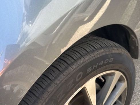 Used 2017 Nissan Altima 2.5 SL w/ Moonroof Package image 3