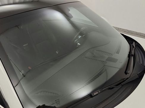 Used 2015 Porsche 911 Turbo image 27