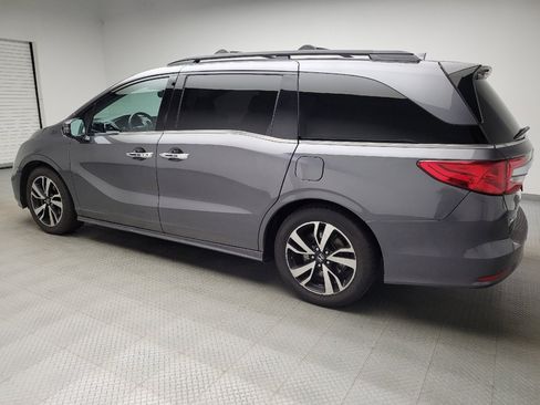 Used 2019 Honda Odyssey Elite image 3