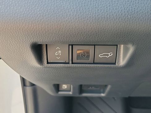 New 2026 Toyota RAV4 XLE Premium FWD image 31
