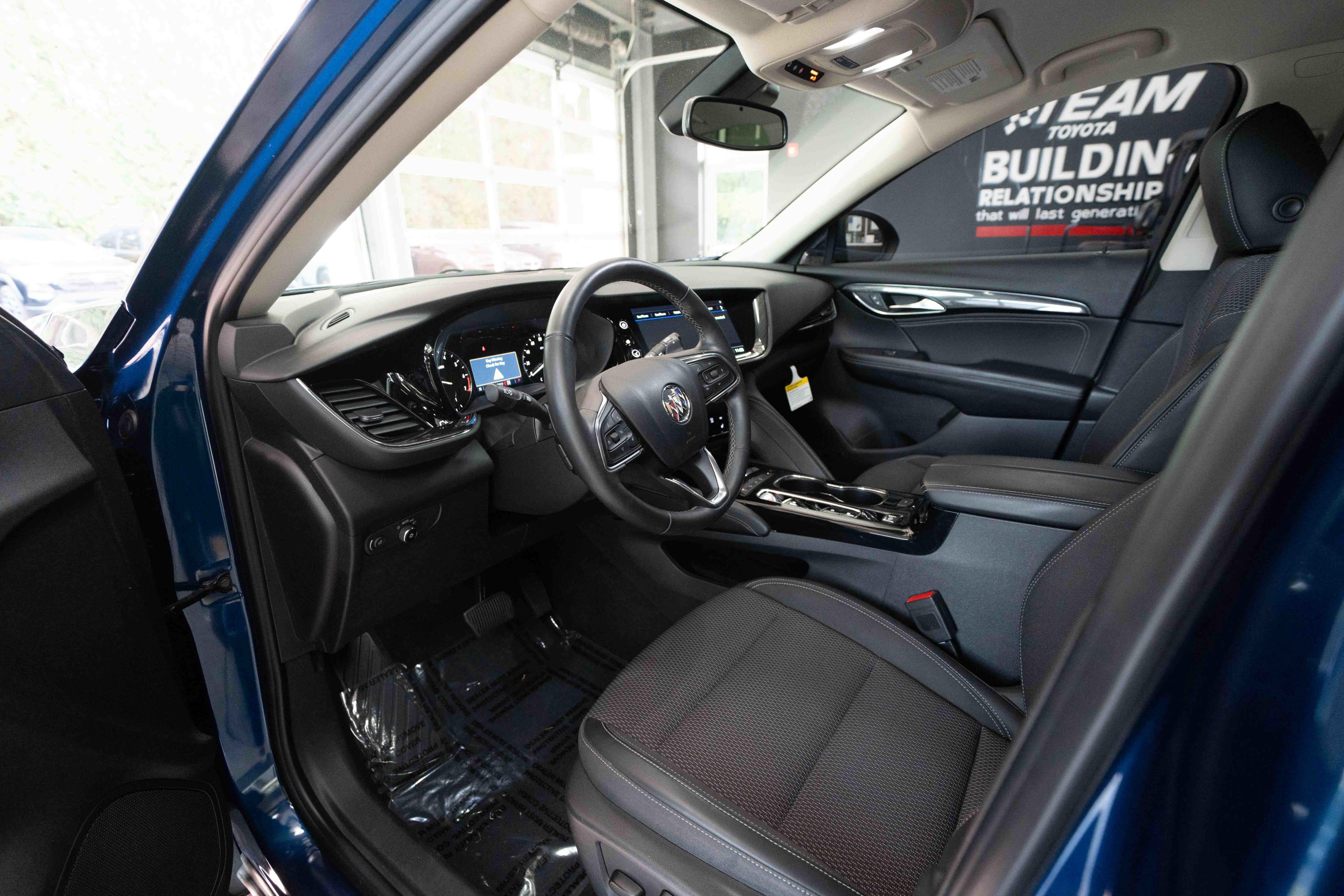 Used 2023 Buick Envision Preferred AWD/4WD image 8