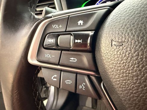 Used 2022 Honda Insight Touring image 16