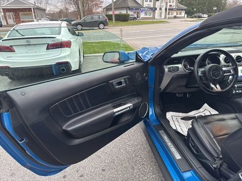 Used 2021 Ford Mustang Premium w/ Pony Package image 11