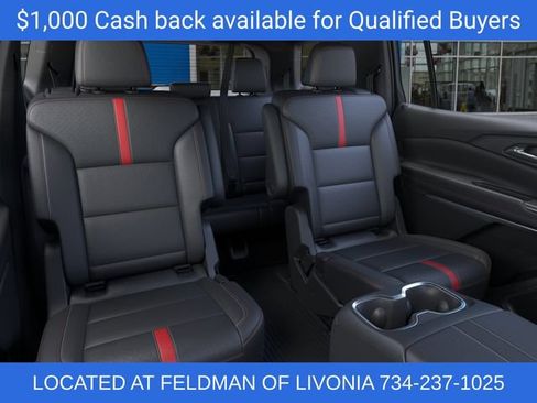 New 2026 Chevrolet Traverse RS w/ LPO, Floor Liner Package FWD image 18