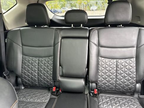 Used 2023 Nissan Murano Platinum w/ Cargo Package image 39