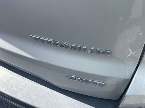 Used 2019 Ford EcoSport Titanium image 10