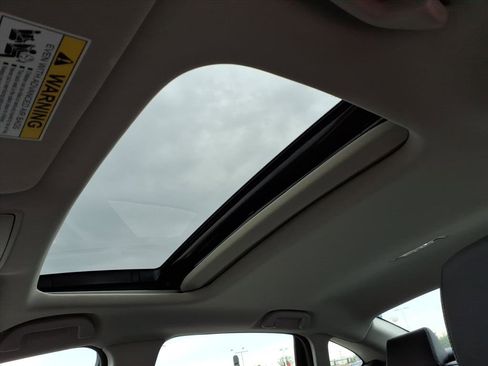 Used 2022 Acura TLX w/ Technology Package image 6