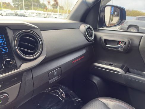 Used 2019 Toyota Tacoma TRD Pro image 17