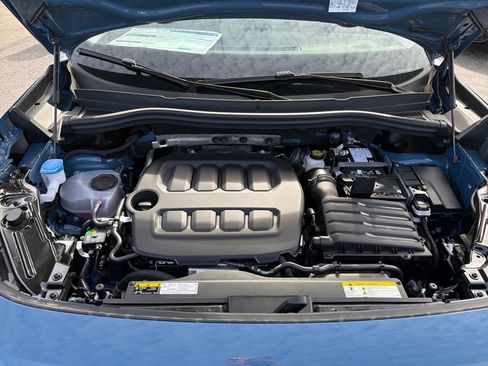 Used 2026 Volkswagen Tiguan SE AWD/4WD image 21
