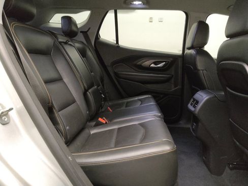 Used 2019 GMC Terrain SLT image 19