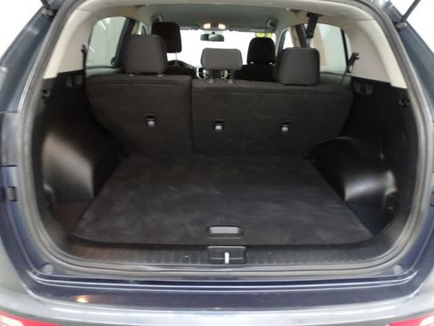 Used 2018 Kia Sportage LX AWD/4WD image 18