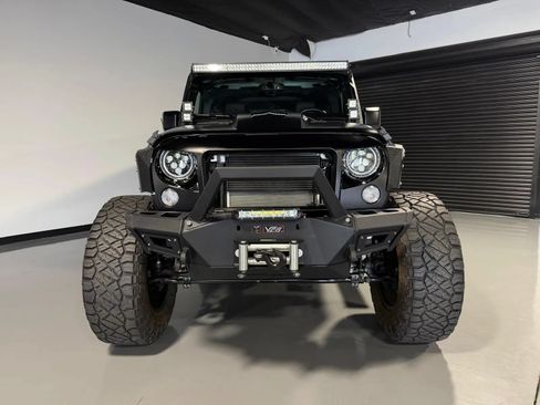 Used 2017 Jeep Wrangler Unlimited Sport w/ Quick Order Package 24S AWD/4WD image 2