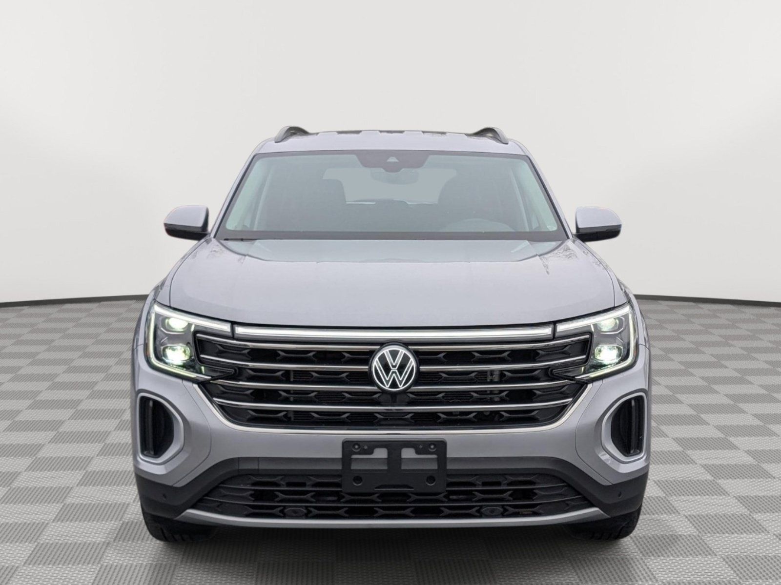 Used 2024 Volkswagen Atlas SE AWD/4WD image 8