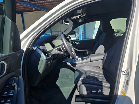 Used 2022 BMW X5 sDrive40i w/ Premium Package RWD image 20