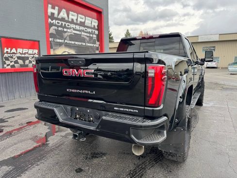 Used 2024 GMC Sierra 3500 Denali w/ Technology Package image 10