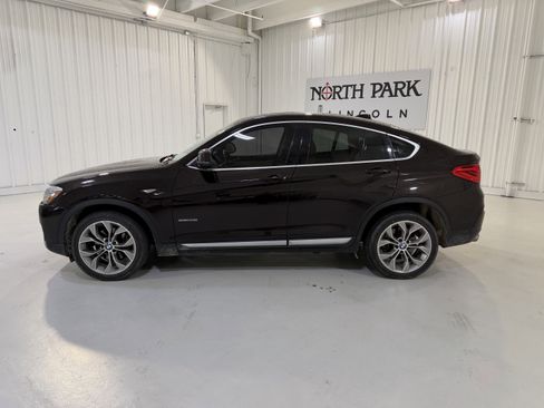 Used 2016 BMW X4 xDrive28i AWD/4WD image 2