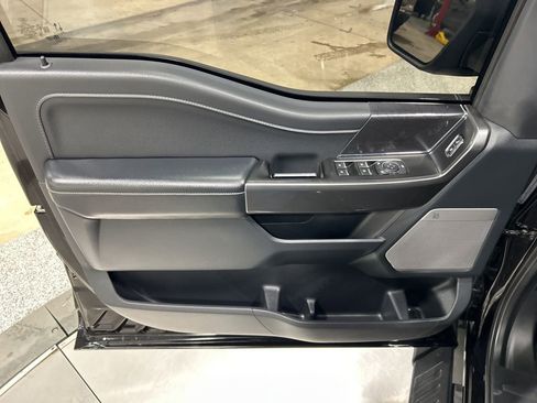 Certified 2021 Ford F150 XLT w/ Equipment Group 302A High image 15