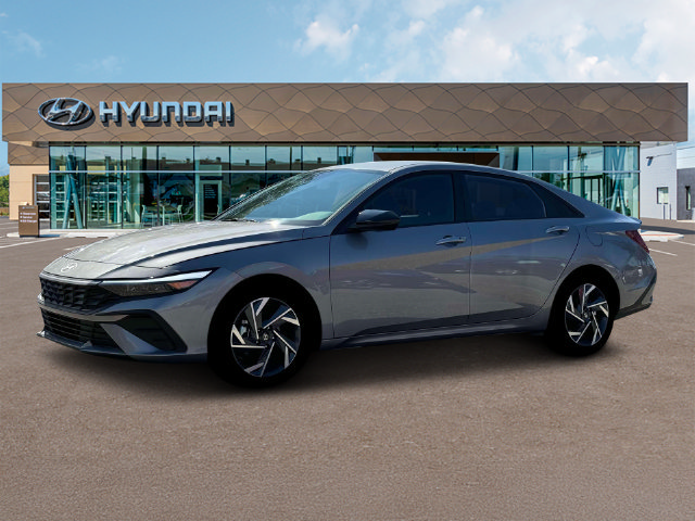 New 2025 Hyundai Elantra SEL FWD image 2