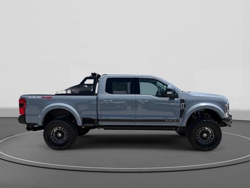 New 2026 Ford F250 Lariat w/ Black Appearance Package AWD/4WD image 4