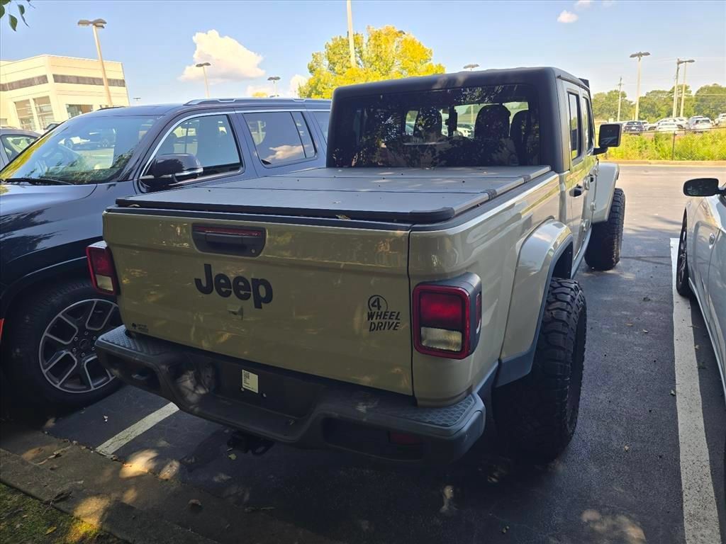 Used 2022 Jeep Gladiator Sport AWD/4WD image 8