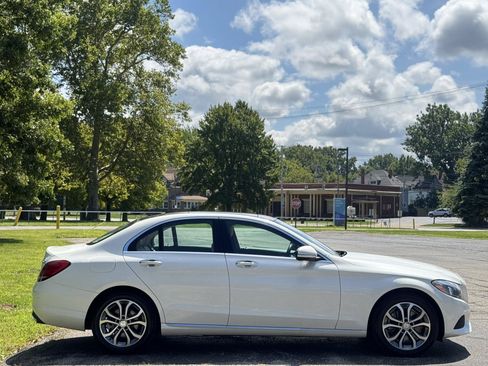 Used 2015 Mercedes-Benz C 300 4MATIC Sedan image 9