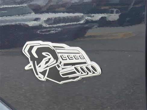 New 2026 RAM 1500 4x4 Crew Cab image 9