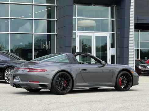 Used 2019 Porsche 911 Targa 4 GTS AWD/4WD image 7