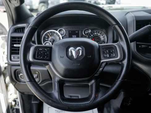 Used 2022 RAM 2500 Tradesman w/ Chrome Appearance Group image 19