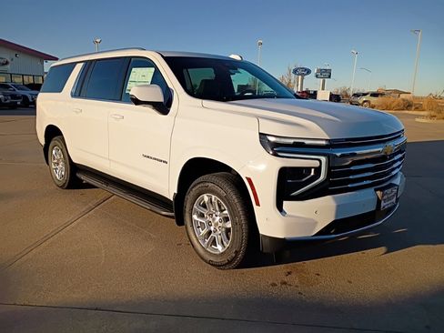 New 2026 Chevrolet Suburban LT w/ Comfort Package image 1