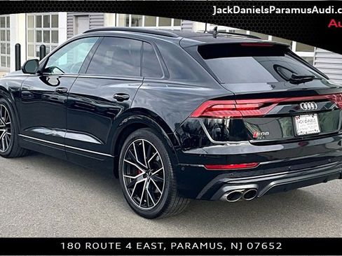 Used 2022 Audi SQ8 Premium Plus w/ Black Optic Package image 10