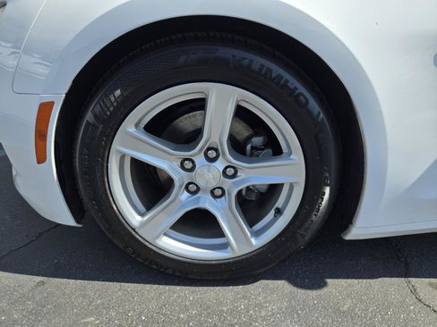 Used 2020 Chevrolet Camaro LT RWD image 29