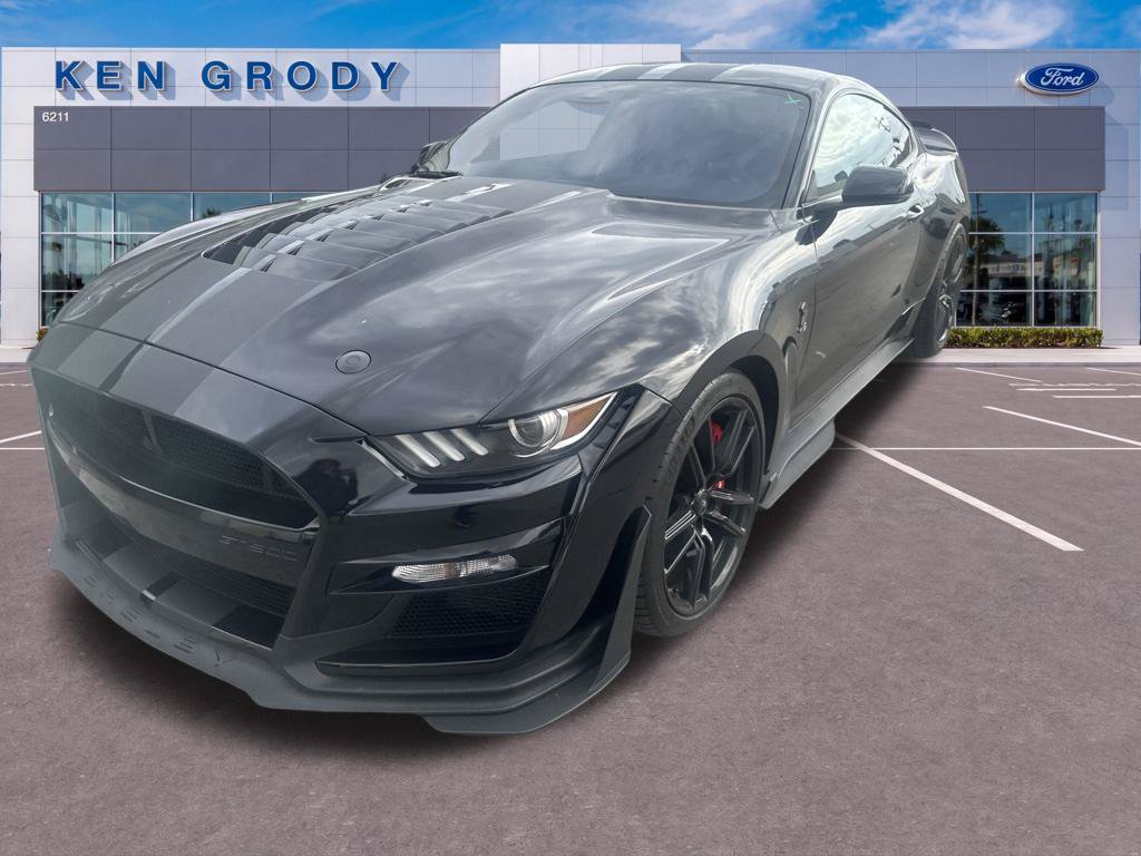 Used 2020 Ford Mustang Shelby GT500 w/ Technology Package RWD image 4
