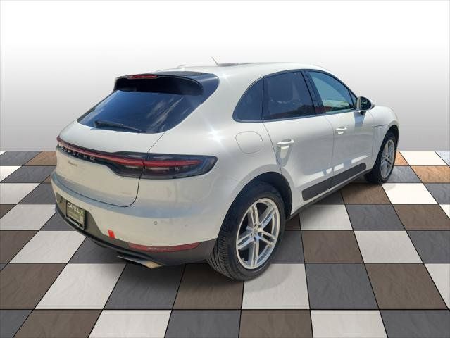 Used 2020 Porsche Macan w/ Premium Package Plus AWD/4WD image 4
